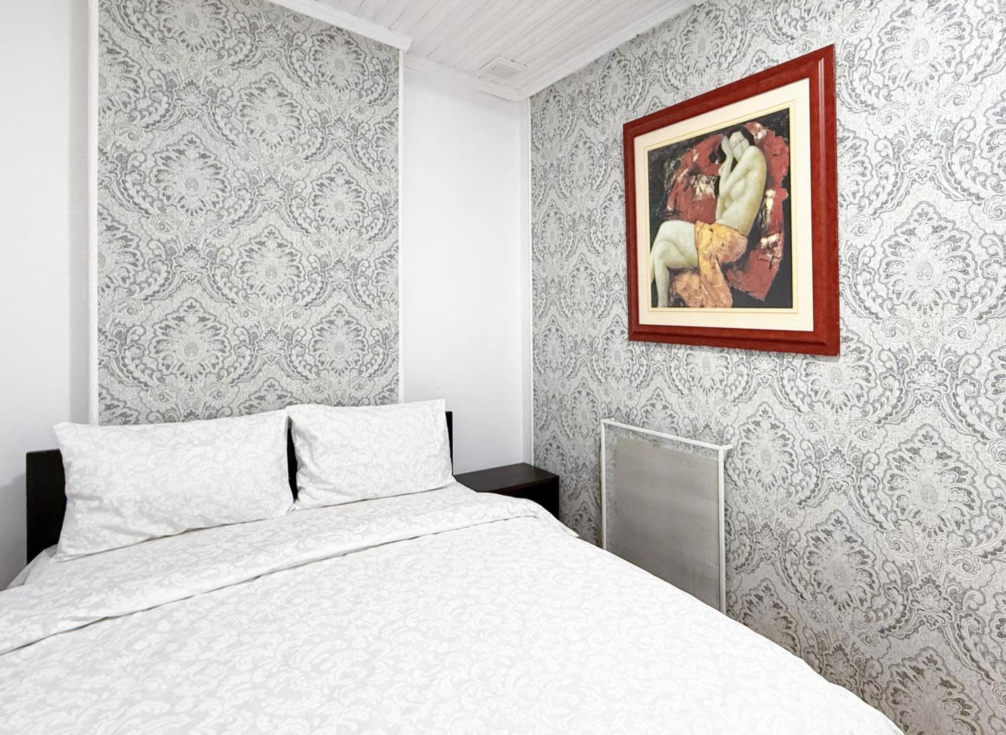 Teodora Square Apartments Площа Святого Теодора Lviv Kültér fotó